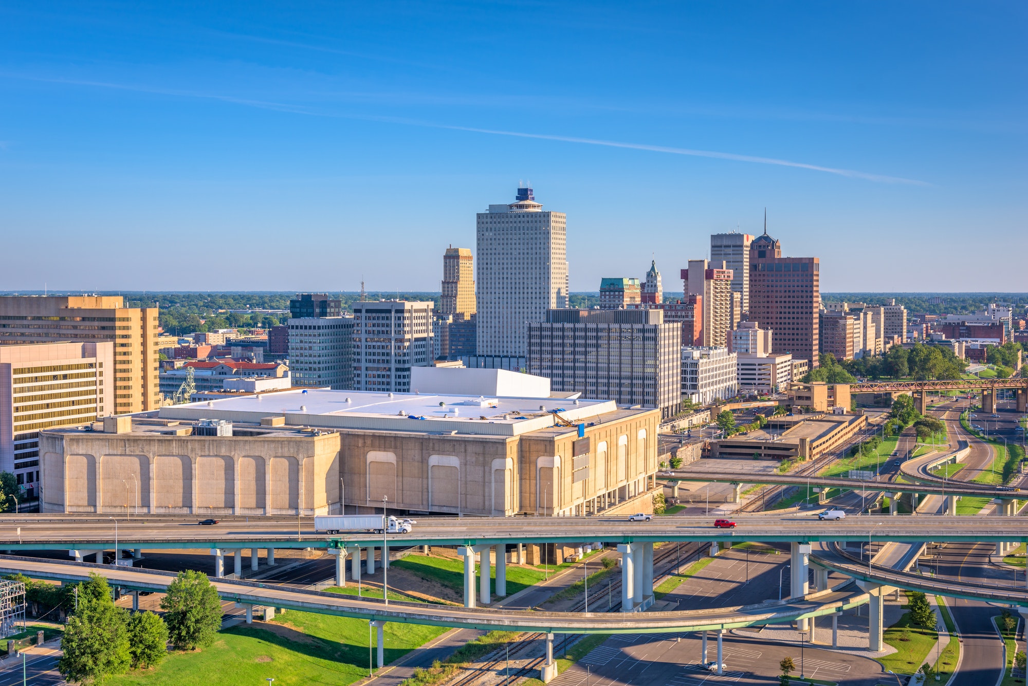 Memphis, Tennessee, USA downtown city skyline over highways